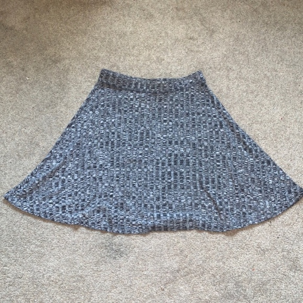MOSSIMO Supply Co. Gray Skirt Size XS EUC